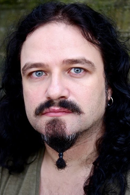 et billede af John Heartstone