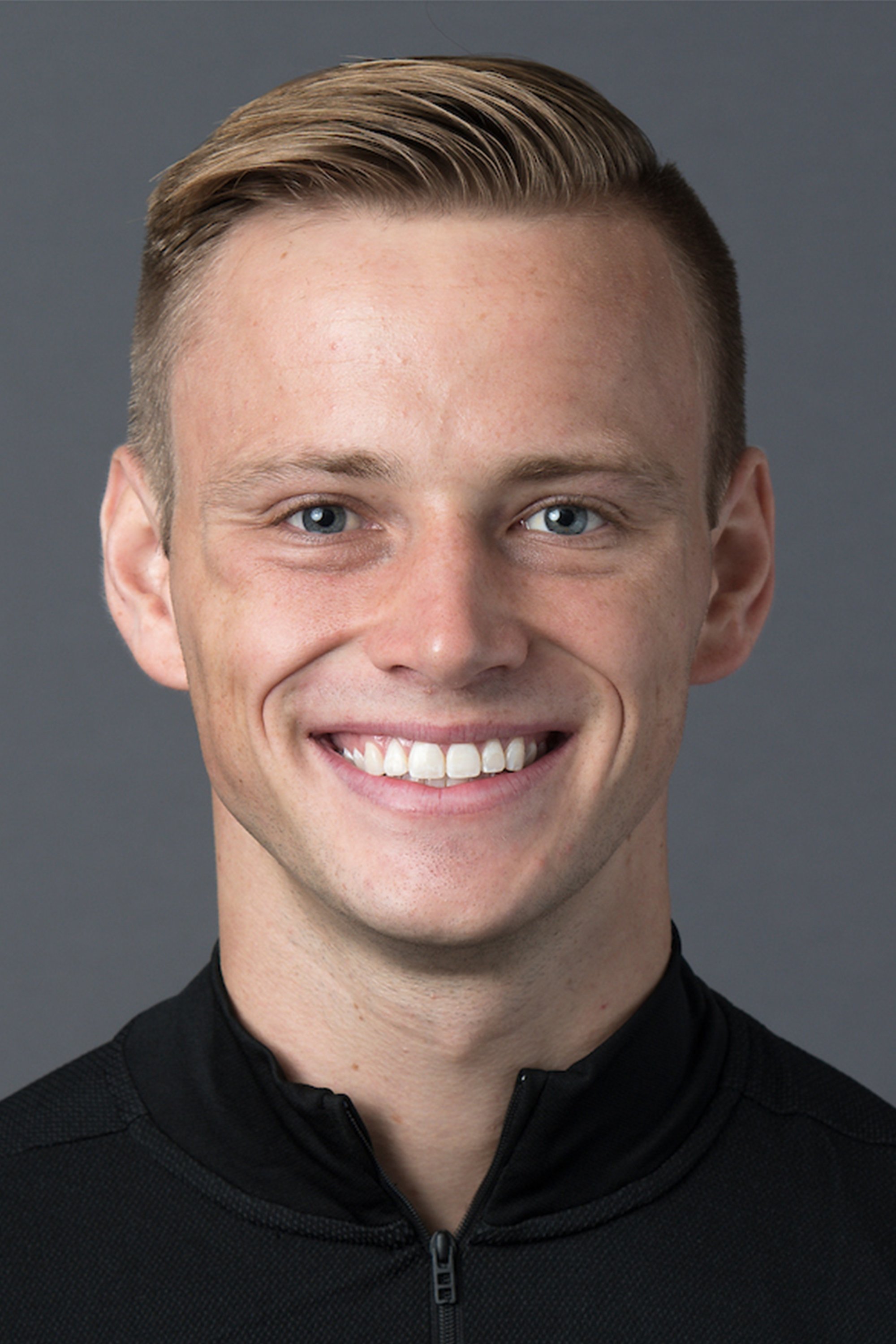 et billede af Steele Johnson