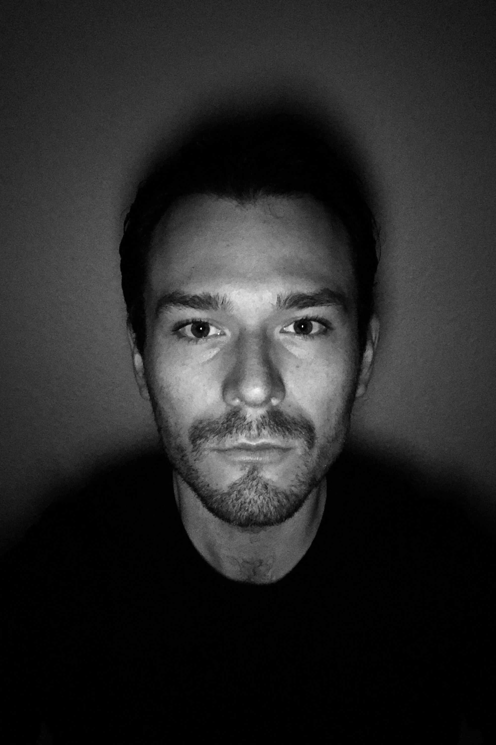 et billede af Maximilian Karakatsanis