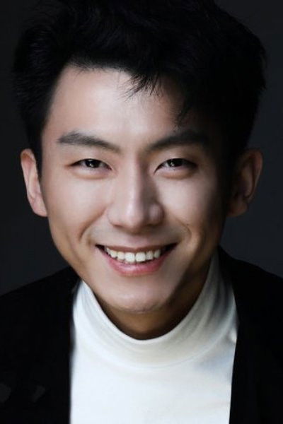 et billede af 谭鑫磊