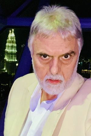 et billede af Edmundo Font