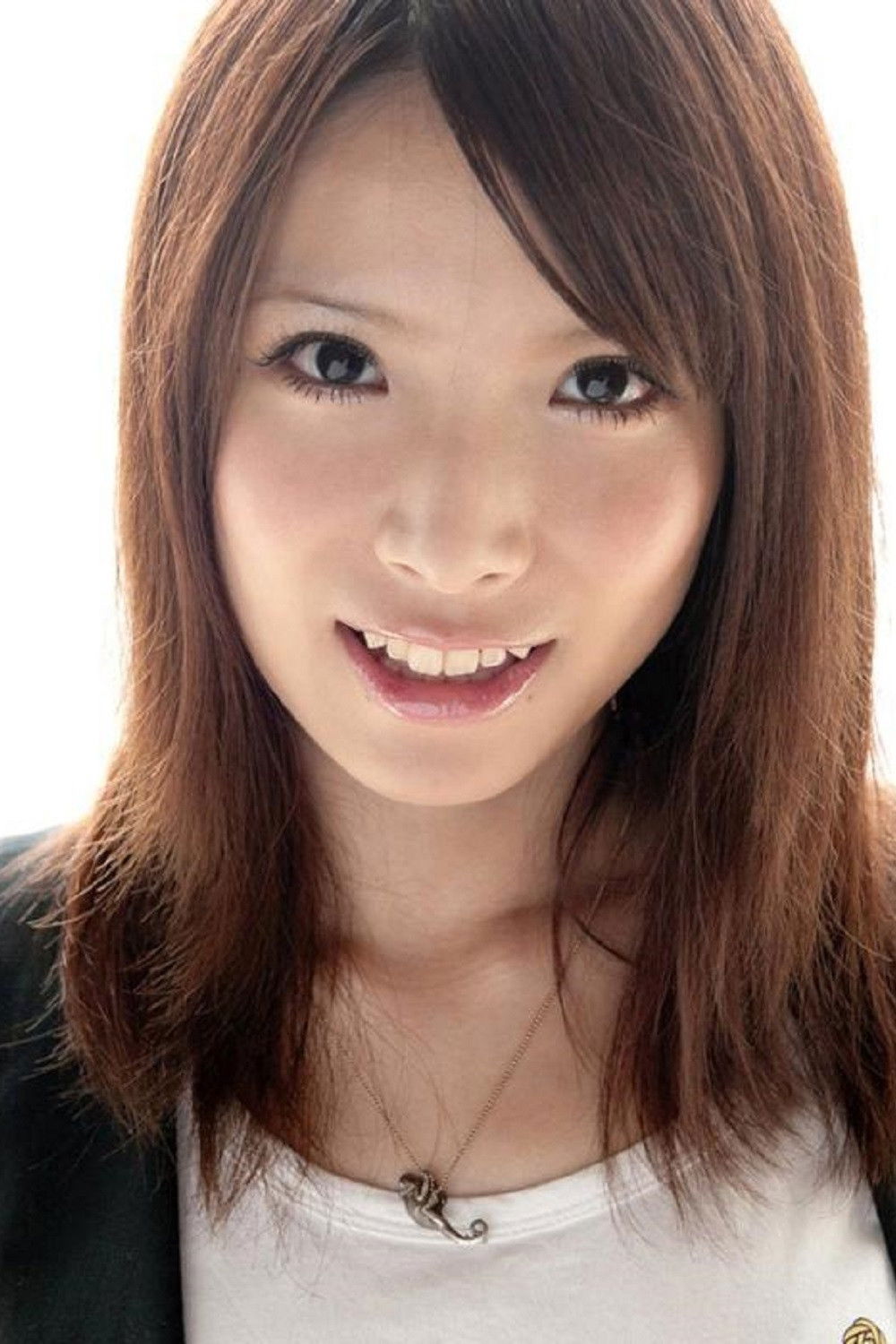 et billede af Yui Aoba