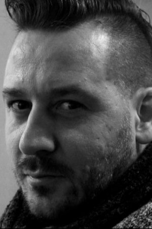 et billede af Adam Galbraith