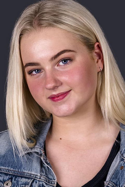 et billede af Charlotte E. Mackey