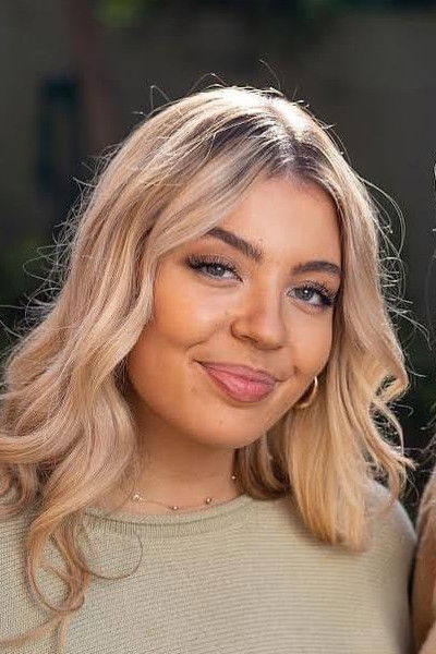 et billede af Mikayla Rudd