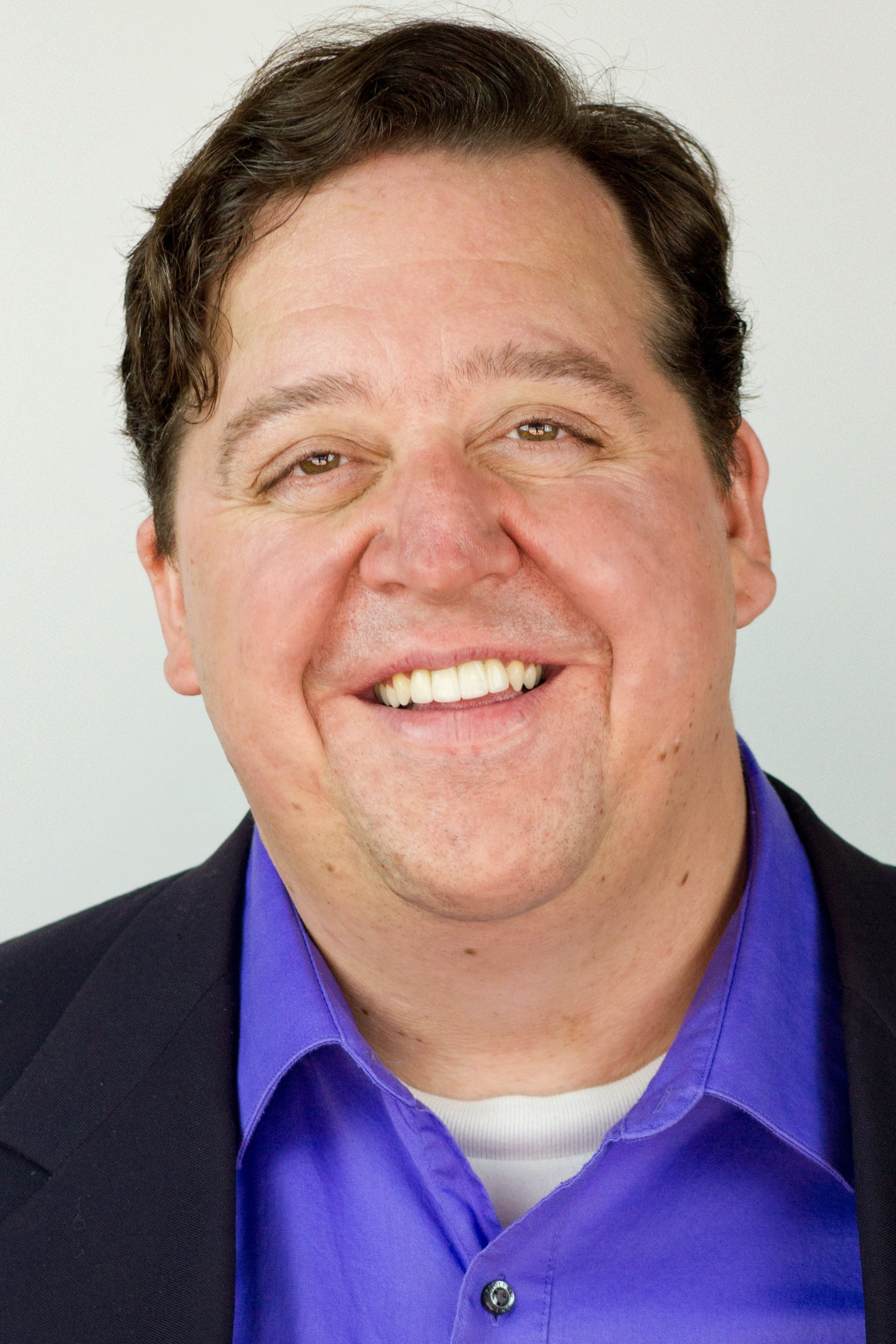 et billede af G. Maximilian Zarou