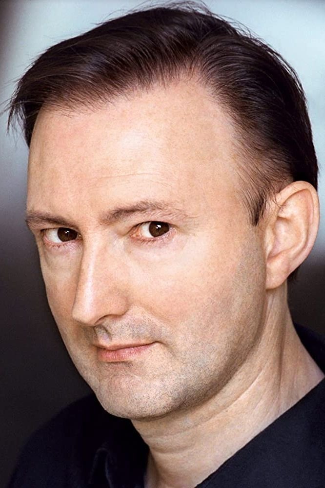 et billede af Paul Rogan