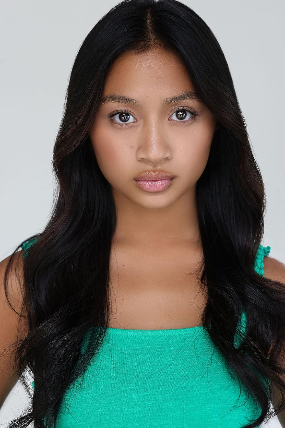 et billede af Chloe Adona