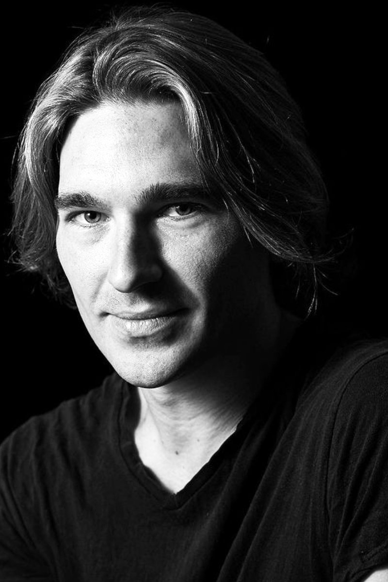 Sebastián Francini's picture in the cast