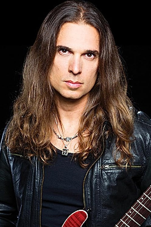 et billede af Kiko Loureiro