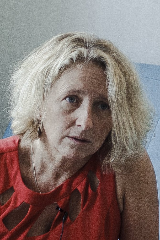 Doris Hall as Dorie Adams