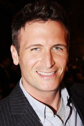 et billede af John Hill