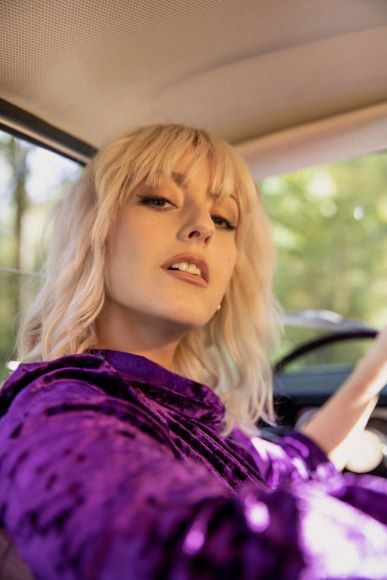 et billede af Ehla Luciani