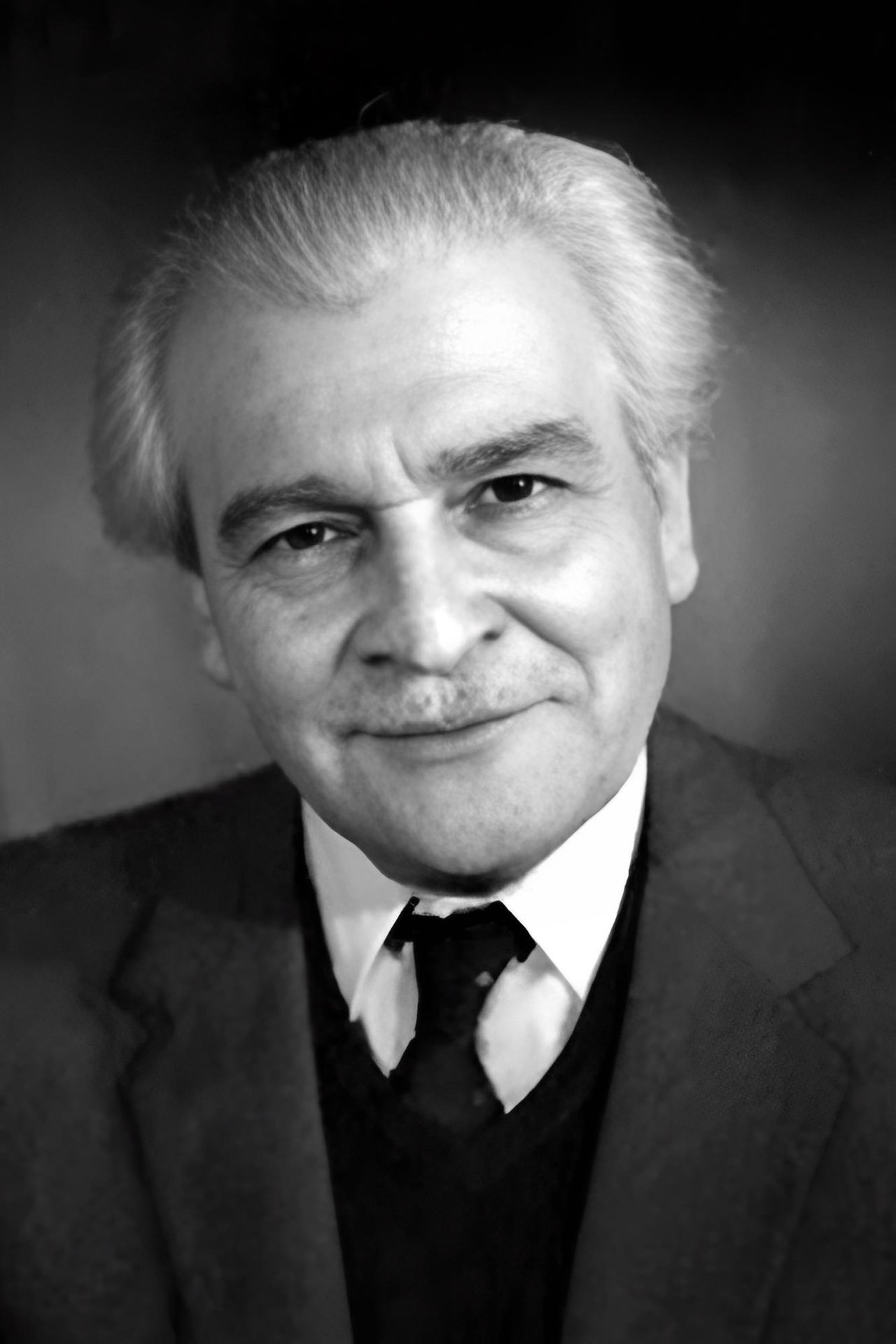 et billede af Mustapha Kateb