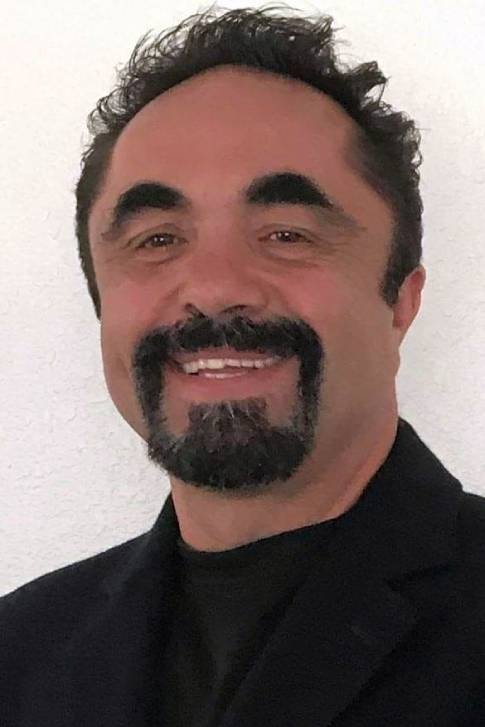 et billede af César Manjarrez