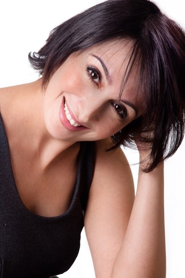 et billede af Mabel Cezar