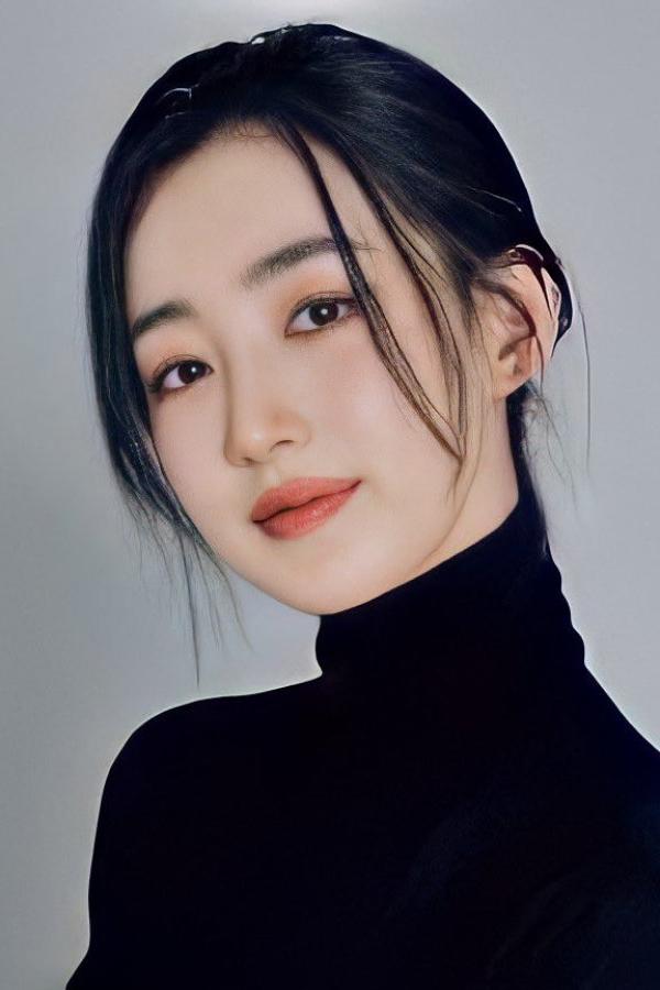 Shin Yeon-suh's picture in the cast