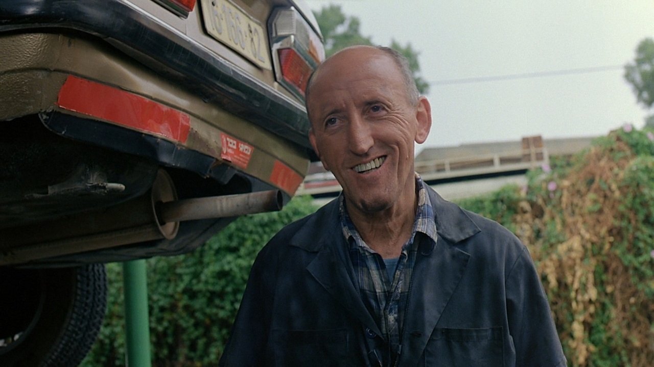 The Passport (1990)