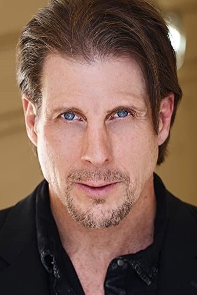 et billede af Brian S. Carpenter