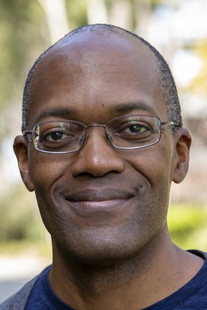 et billede af Clifford V. Johnson