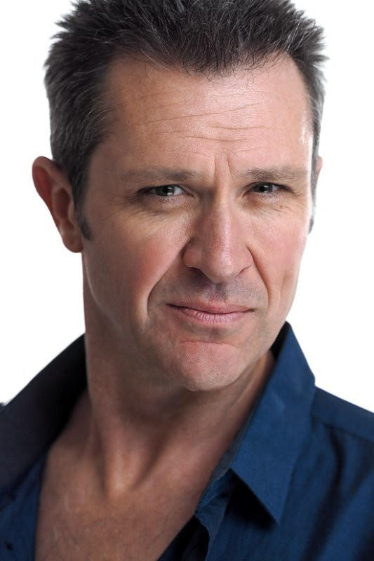 et billede af Cris Cochrane