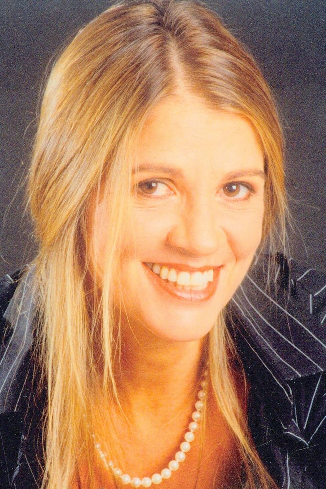 et billede af Tássia Camargo