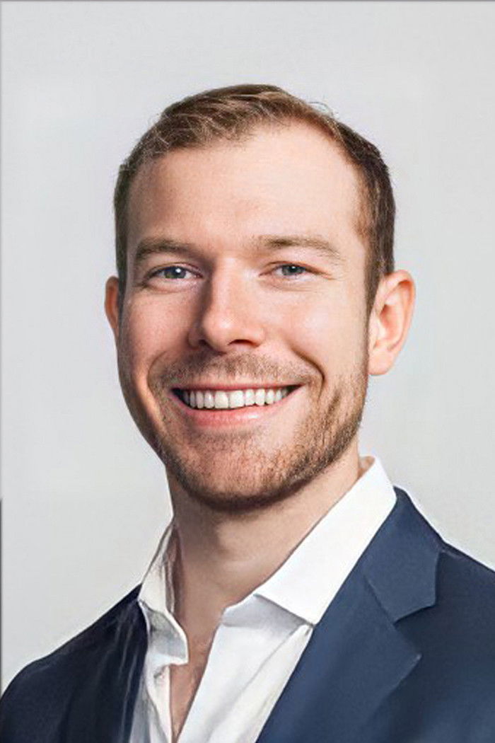 et billede af James Schuler