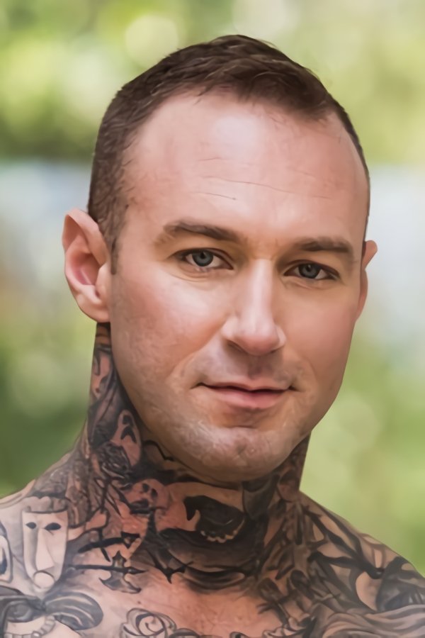 et billede af Dylan James