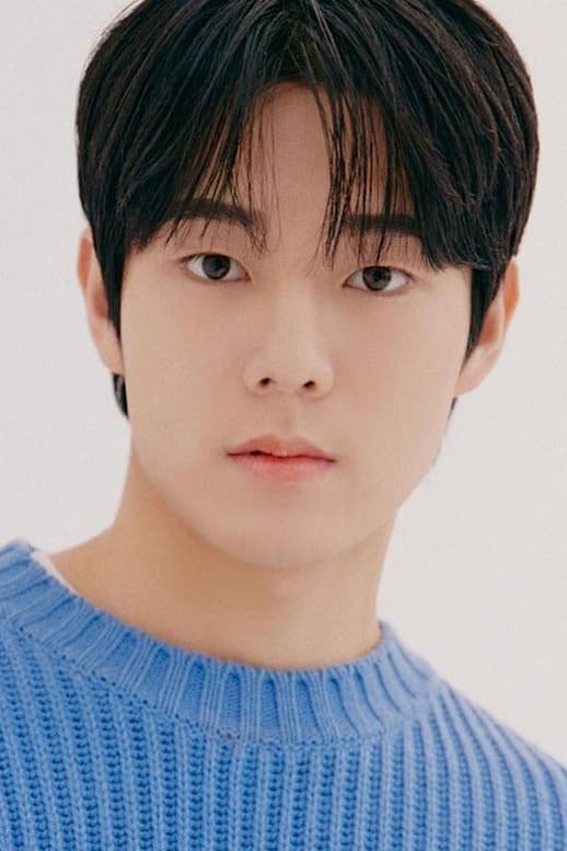 Yoo Jung-hoo's picture in the cast