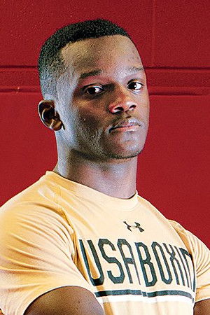 et billede af Troy Isley