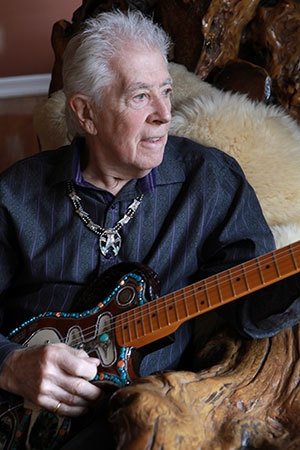 et billede af John Mayall