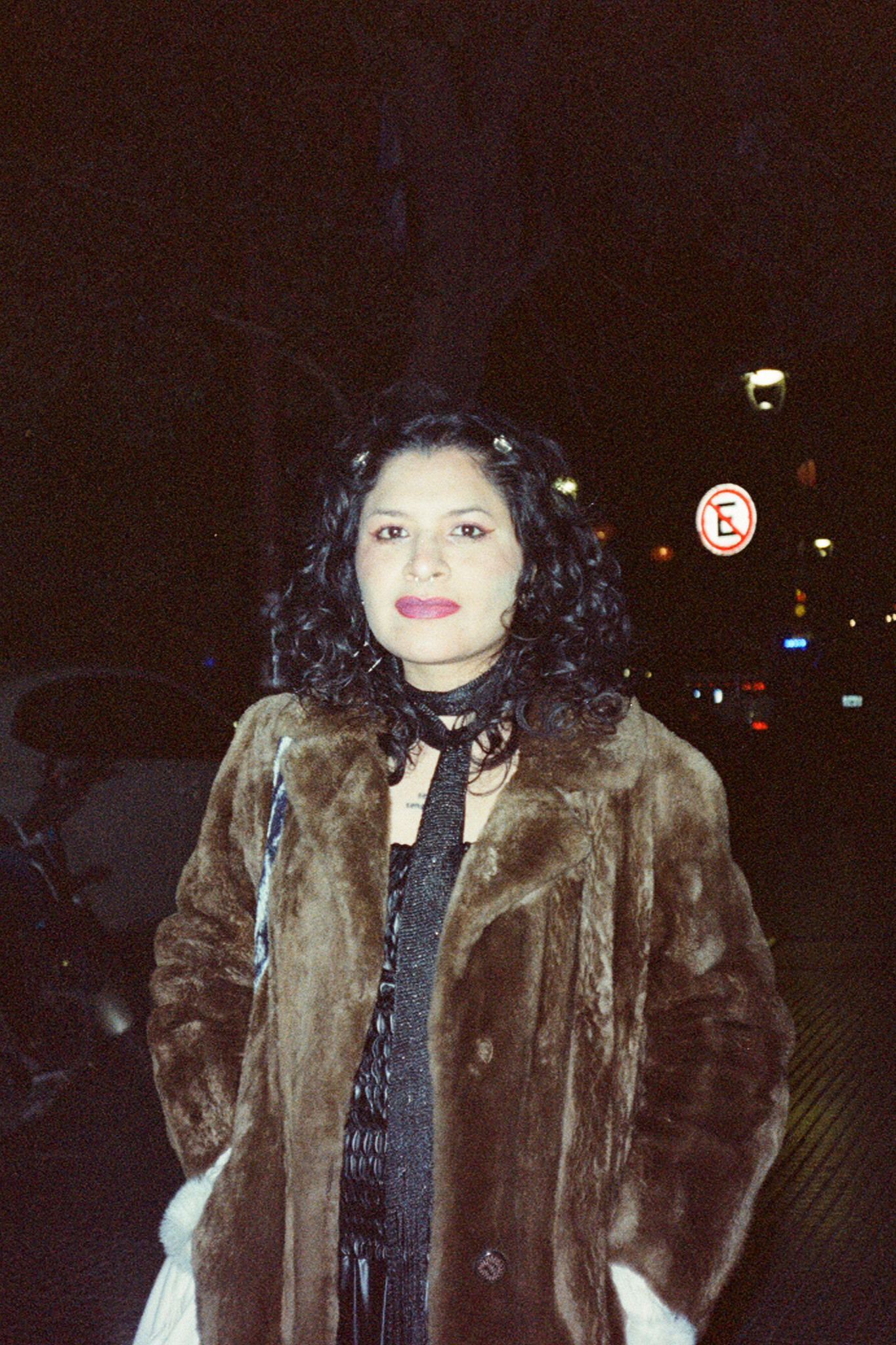 et billede af Yuli Ter