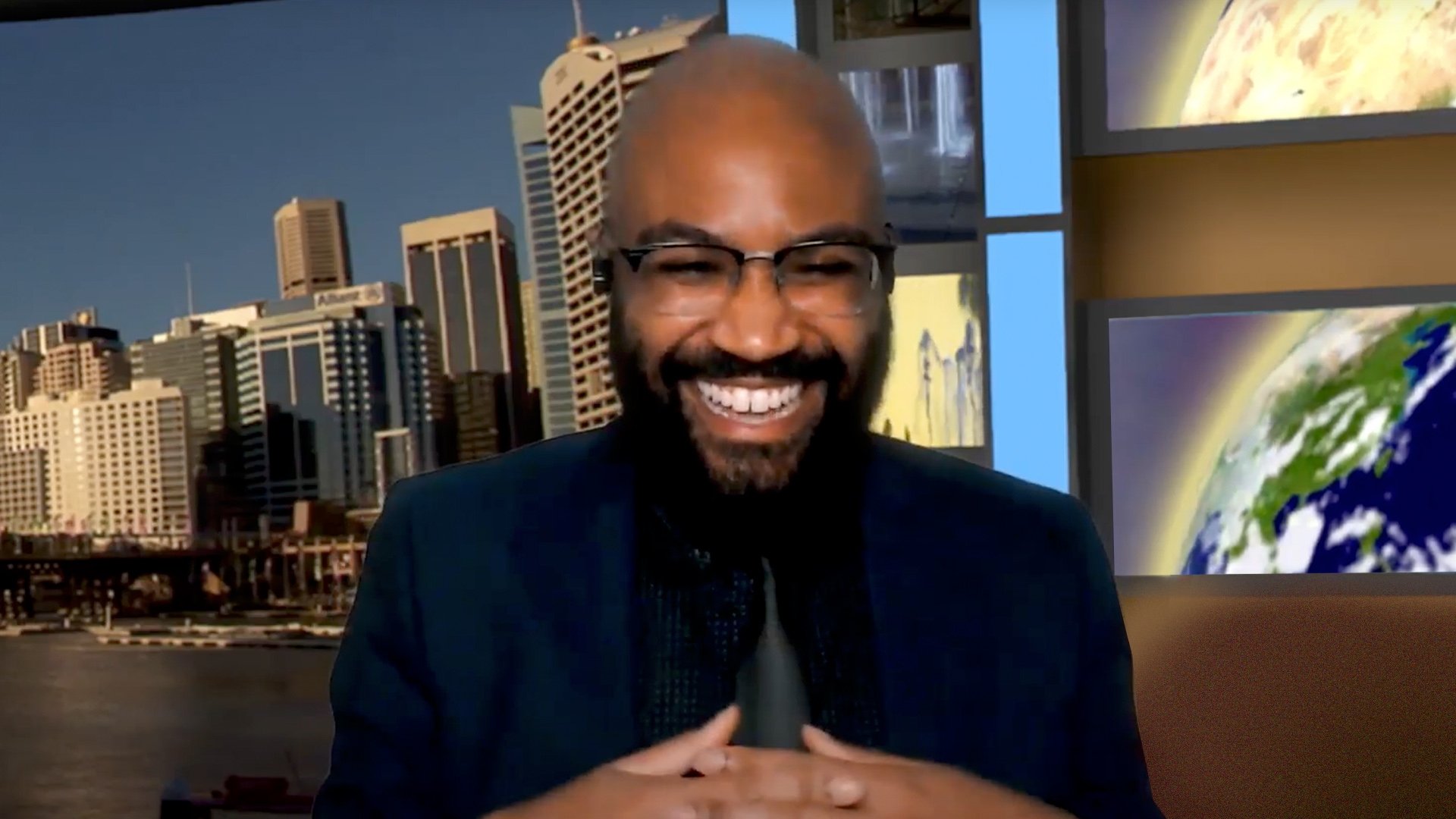 Breaking News: No Laugh Newsroom