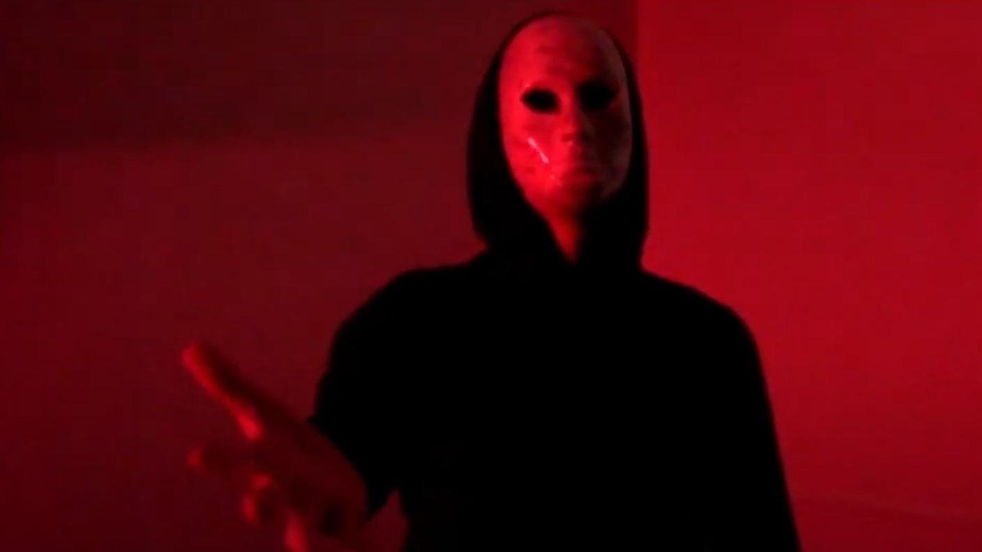 Imagem do Filme Why Did You Do It, Michael?