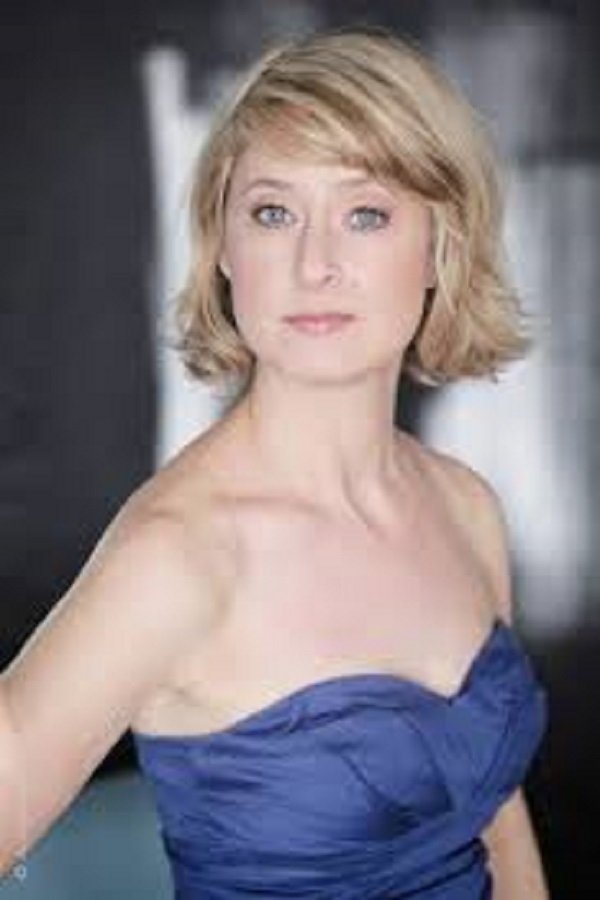Claire Gérard's picture in the cast