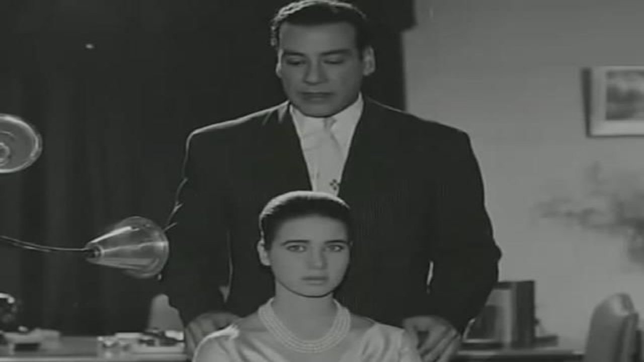 نصف عذراء (1961)