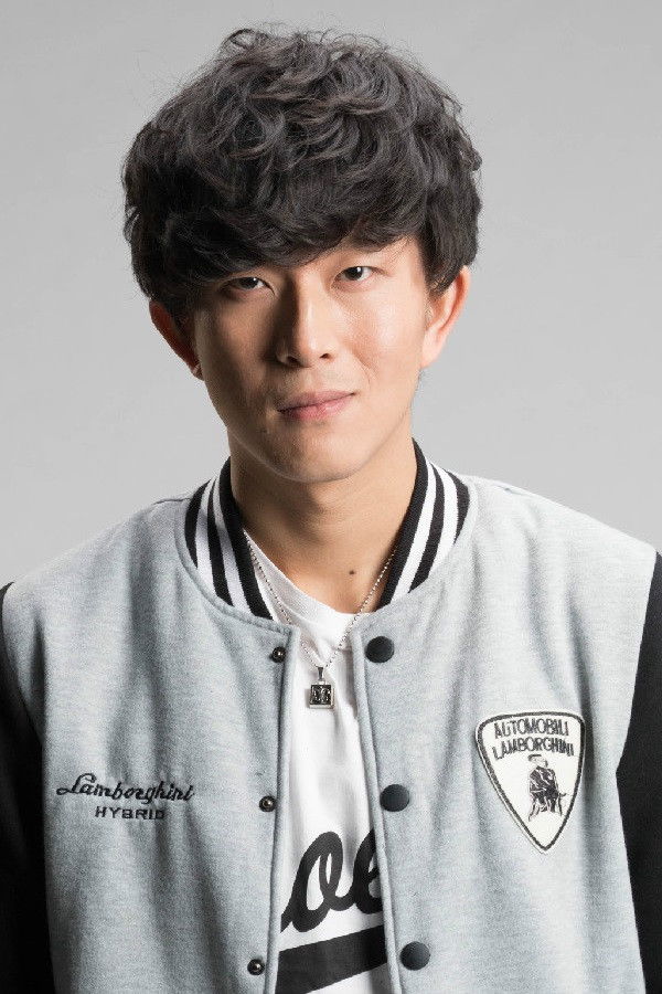 et billede af Cai Yifan