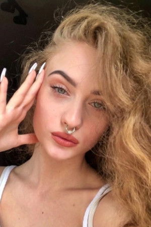 et billede af Lydia Caballo