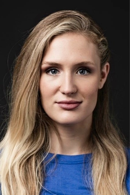 et billede af Holly Dowell