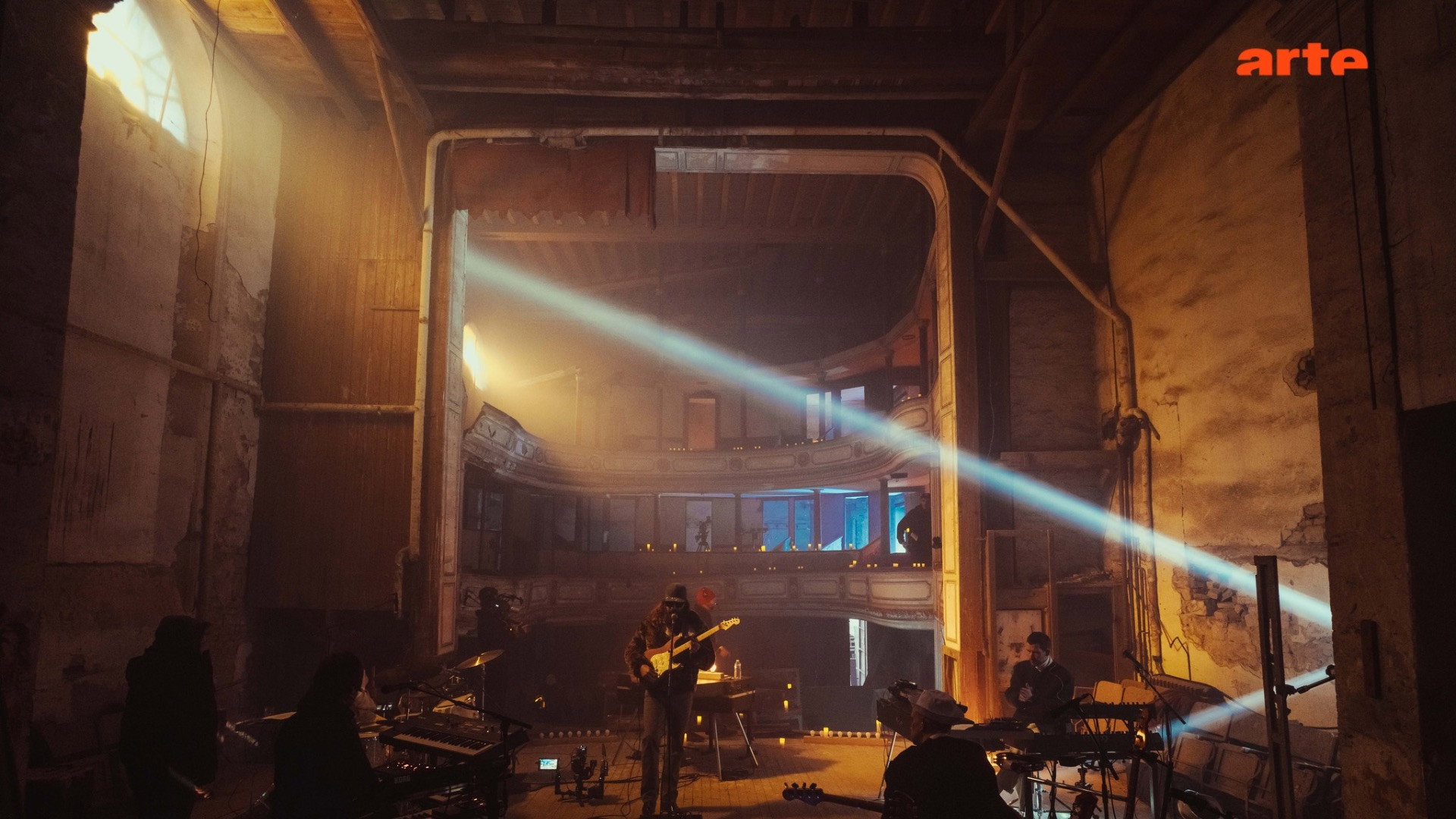 Sébastien Tellier at the Mirecourt Theater Passengers