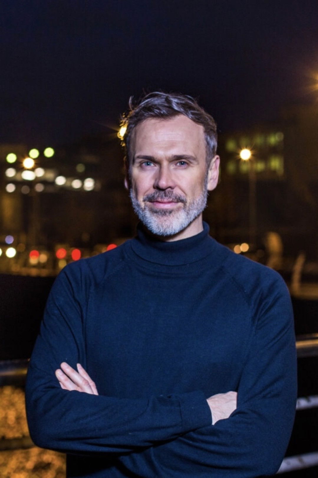 et billede af Richard A. Lynch