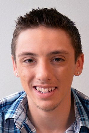 et billede af Logan Warner