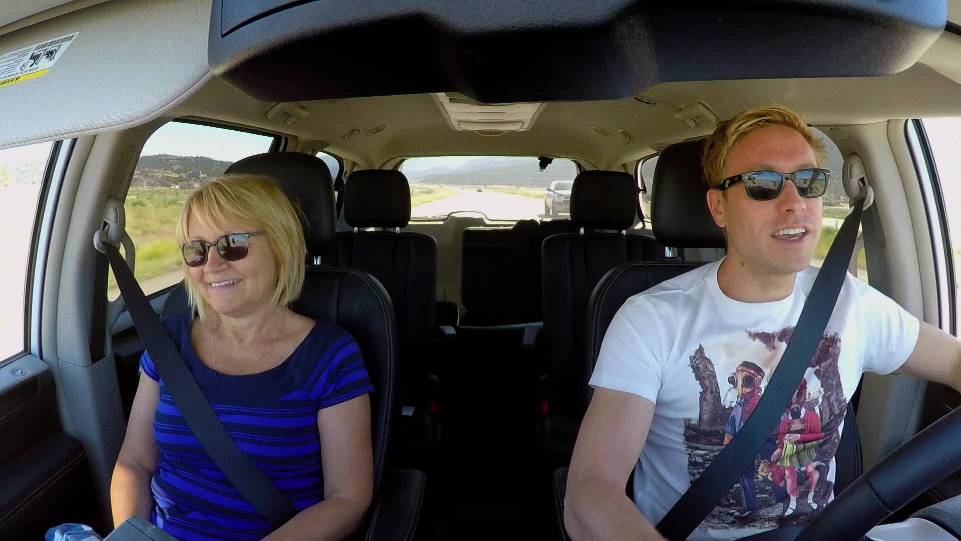 Russell Howard & Mum: Globetrotters - Épisode 2