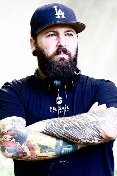 et billede af Steven C. Miller