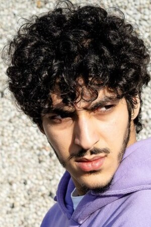 et billede af Idries Bensbaho