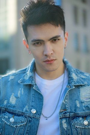 et billede af Jiang Yihao