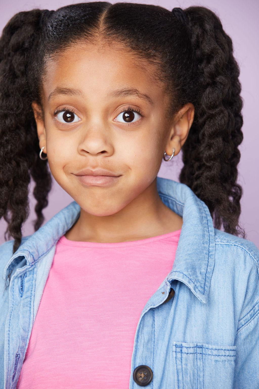 et billede af Lyric Monet Page