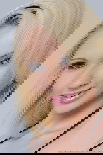 et billede af Sara Monroe