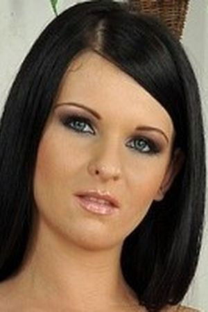 et billede af Jazmin Luna Gold