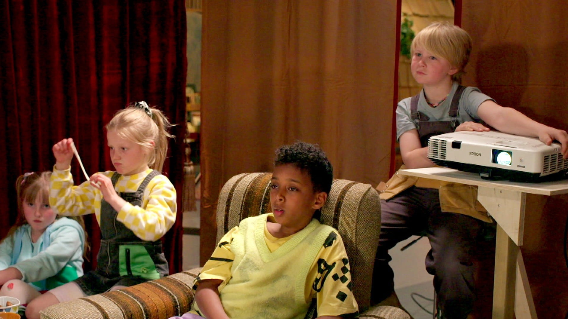 S16E4 · Sit Still!
